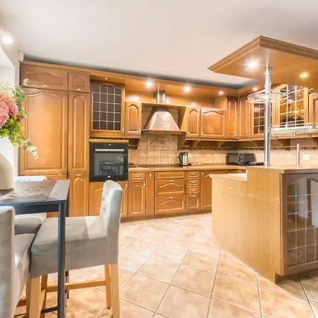 Apartment Dom & House - Lana *